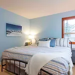 Treeline 31 By Outpost Whistler